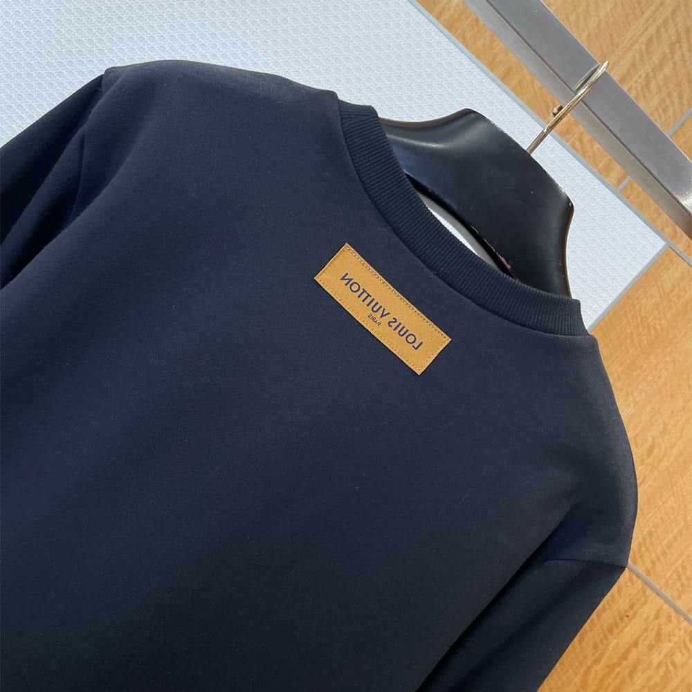 LV UNISEX SHIRT(size:S|M|L|XL)