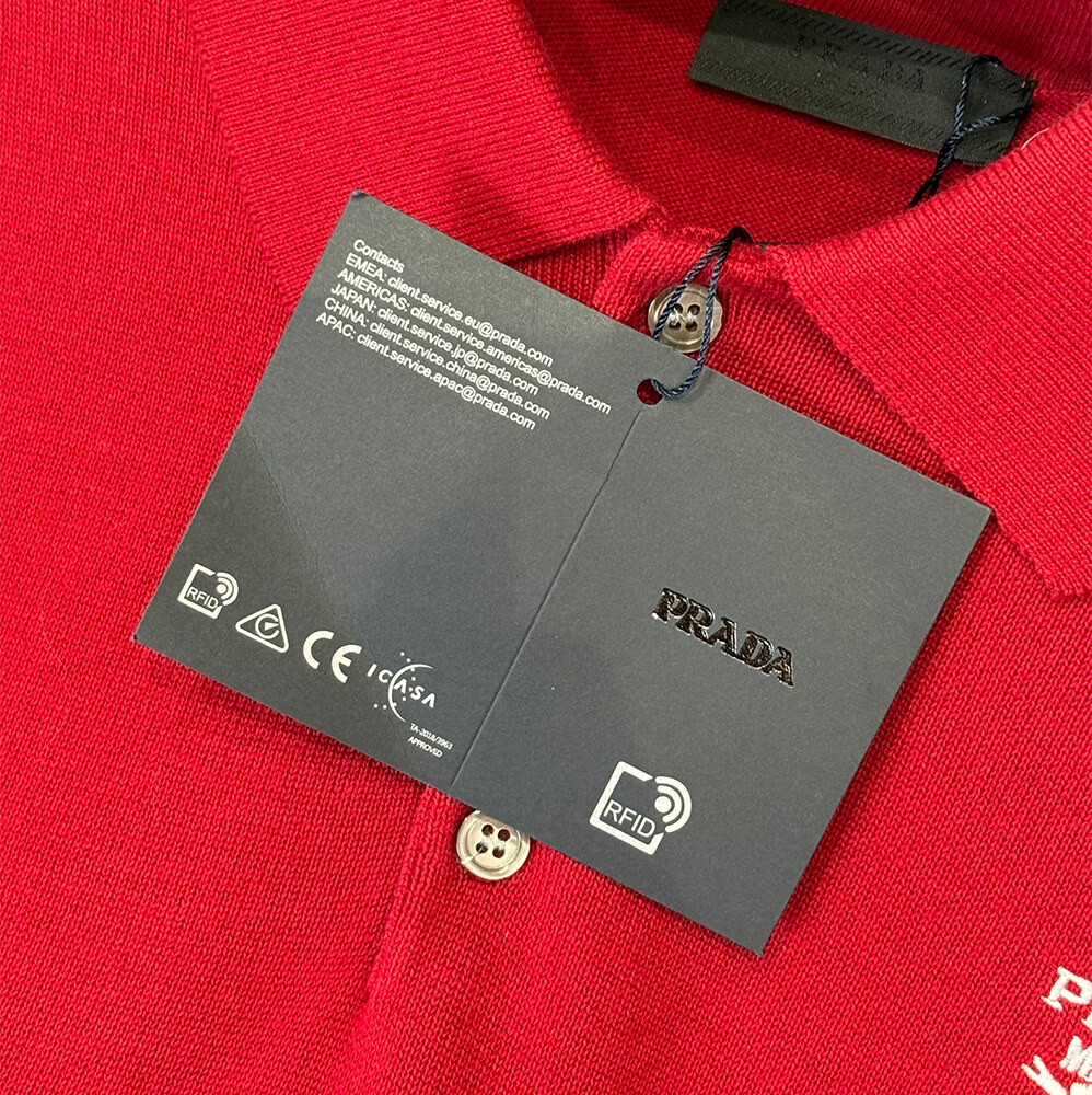 Pra*a UNISEX SHIRT(size:S|M|L|XL)