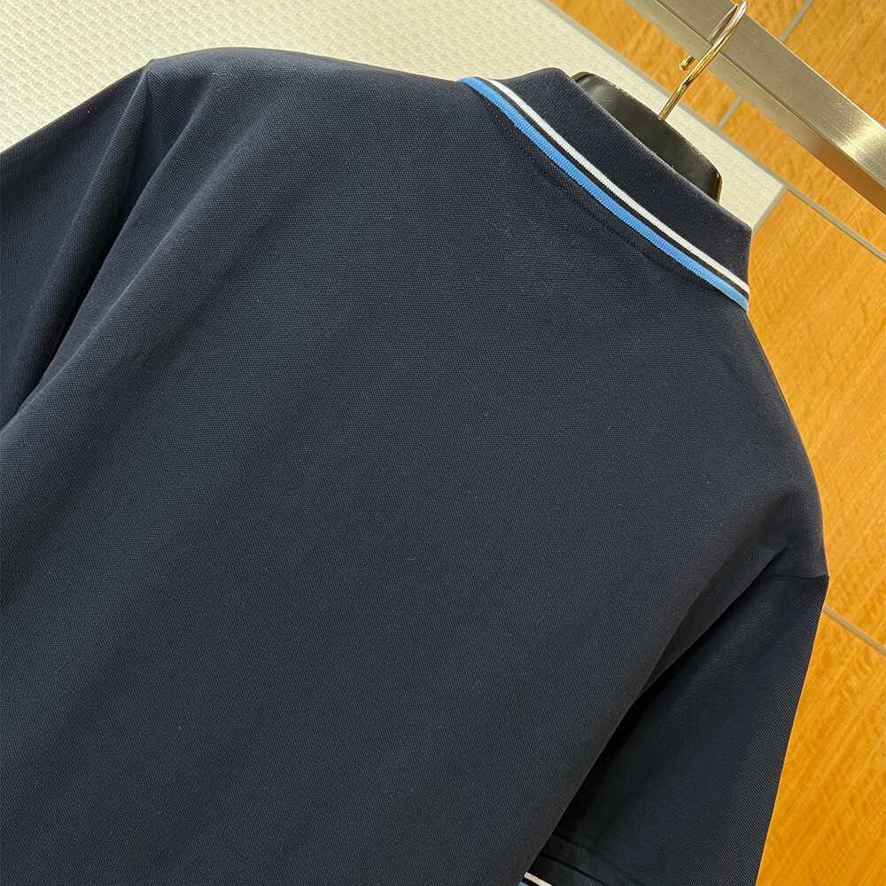 Pra*a UNISEX SHIRT(size:S|M|L|XL)