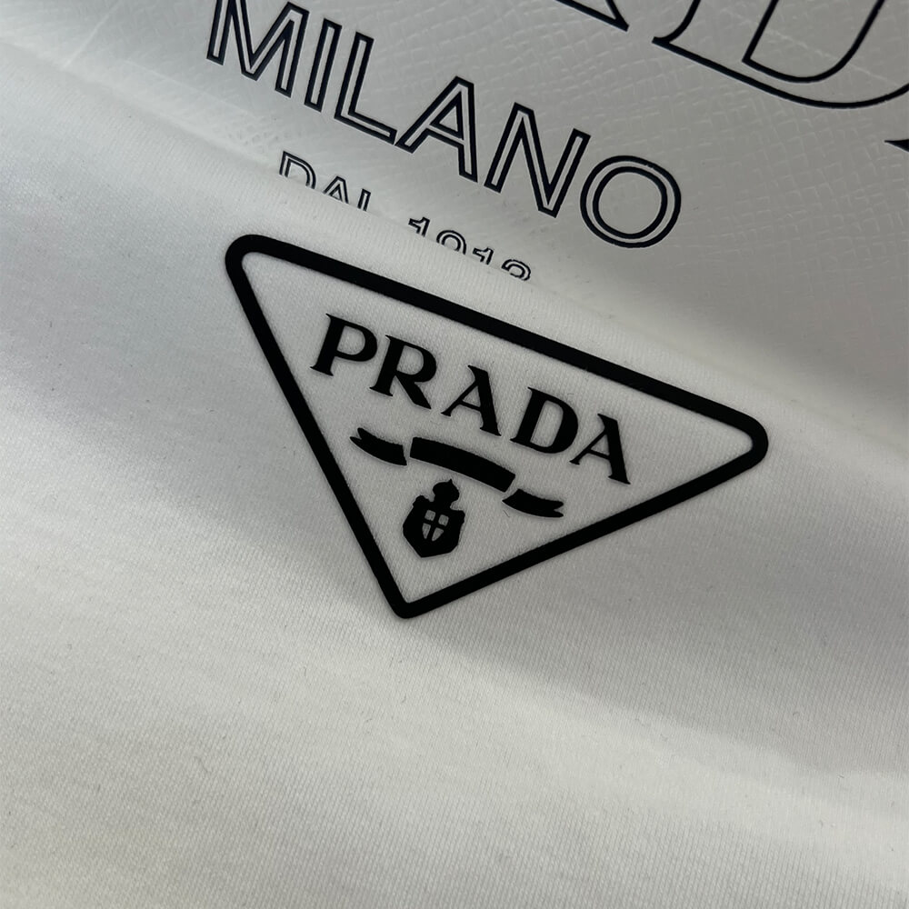 Pra*a UNISEX SHIRT(size:S|M|L|XL)