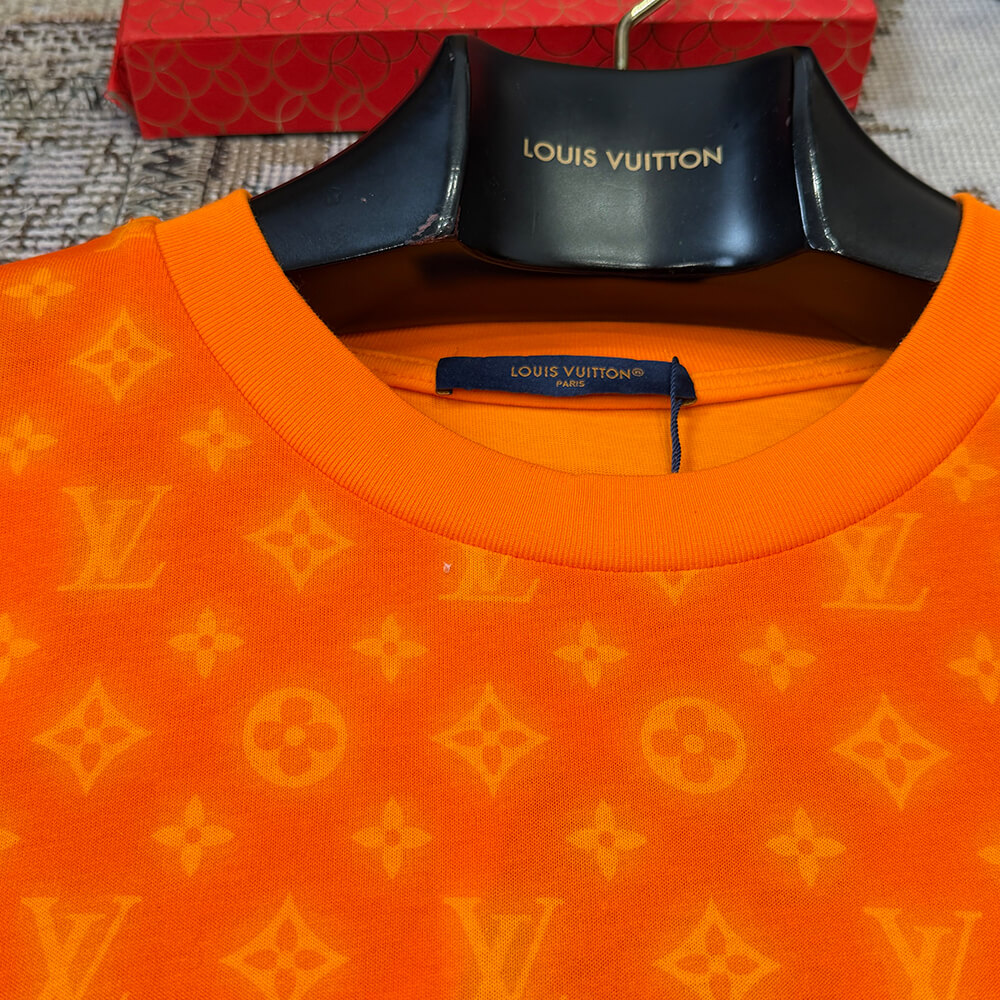 LV UNISEX SHIRT(size:S|M|L|XL)