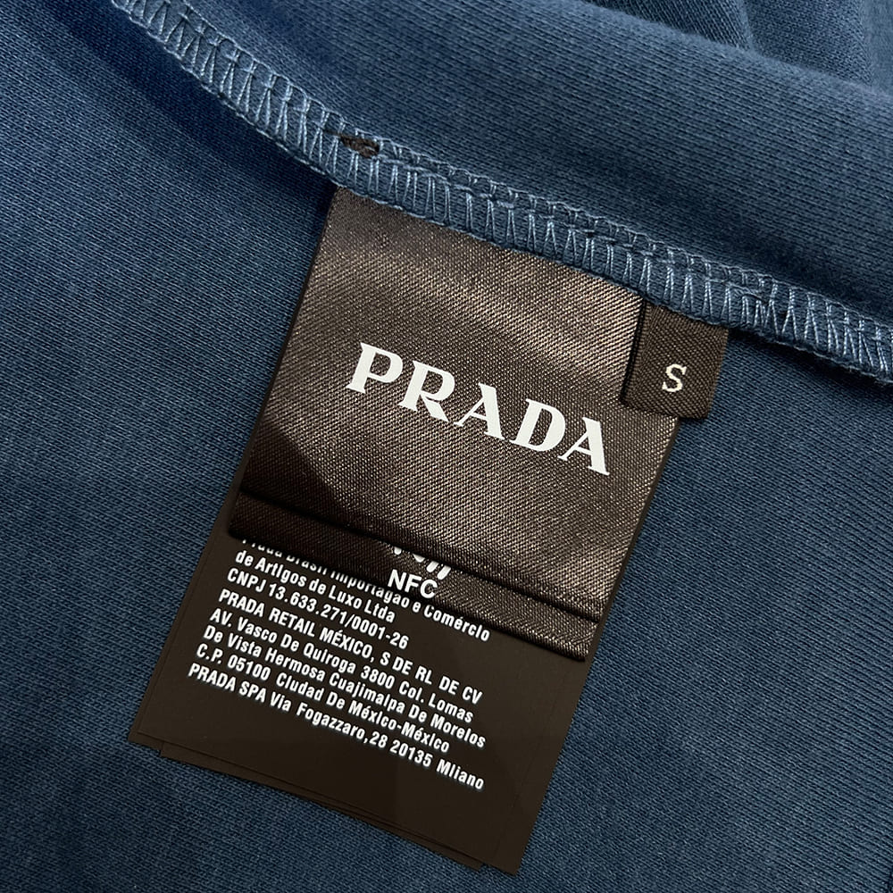Pra*a UNISEX SHIRT(size:S|M|L|XL)