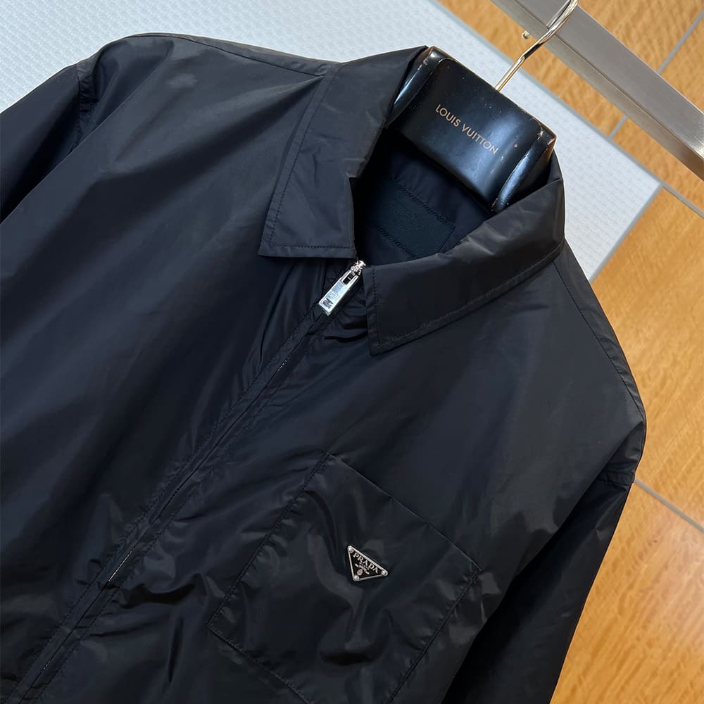 Pra*a UNISEX SHIRT(size:S|M|L)