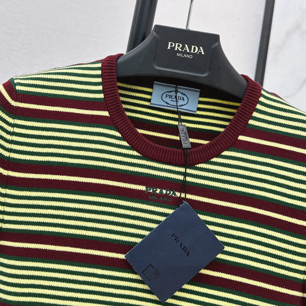 Pra*a WOMEN SHIRT(size:S|M|L)