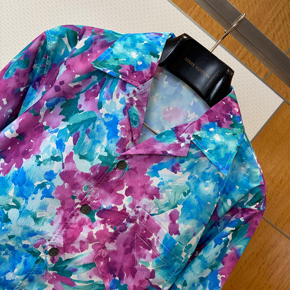 Pra*a UNISEX SHIRT(size:S|M|L|XL)