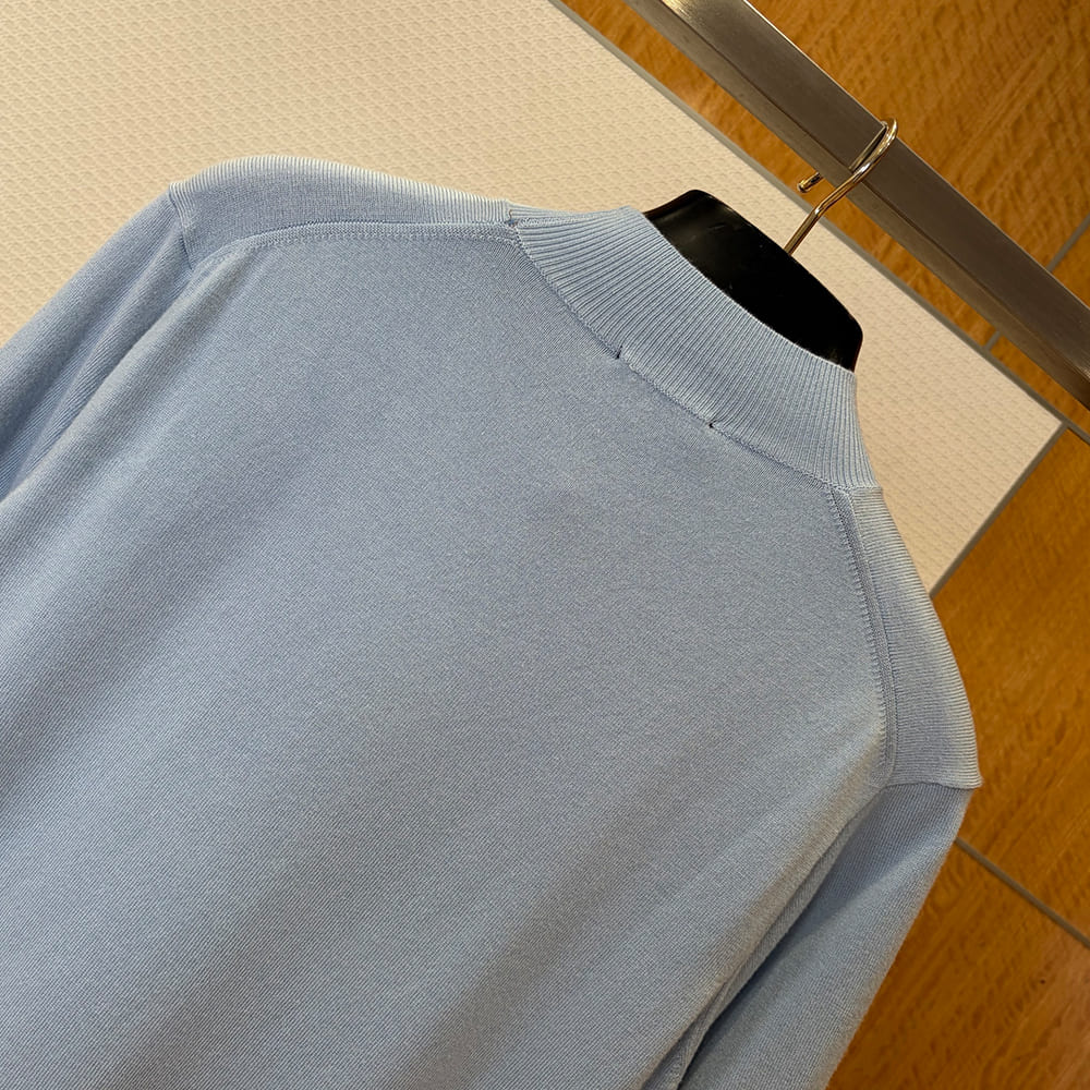 Pra*a UNISEX SHIRT(size:S|M|L|XL)