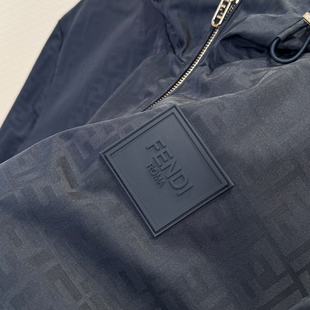 F**di UNISEX COAT(size:46|48|50|52)