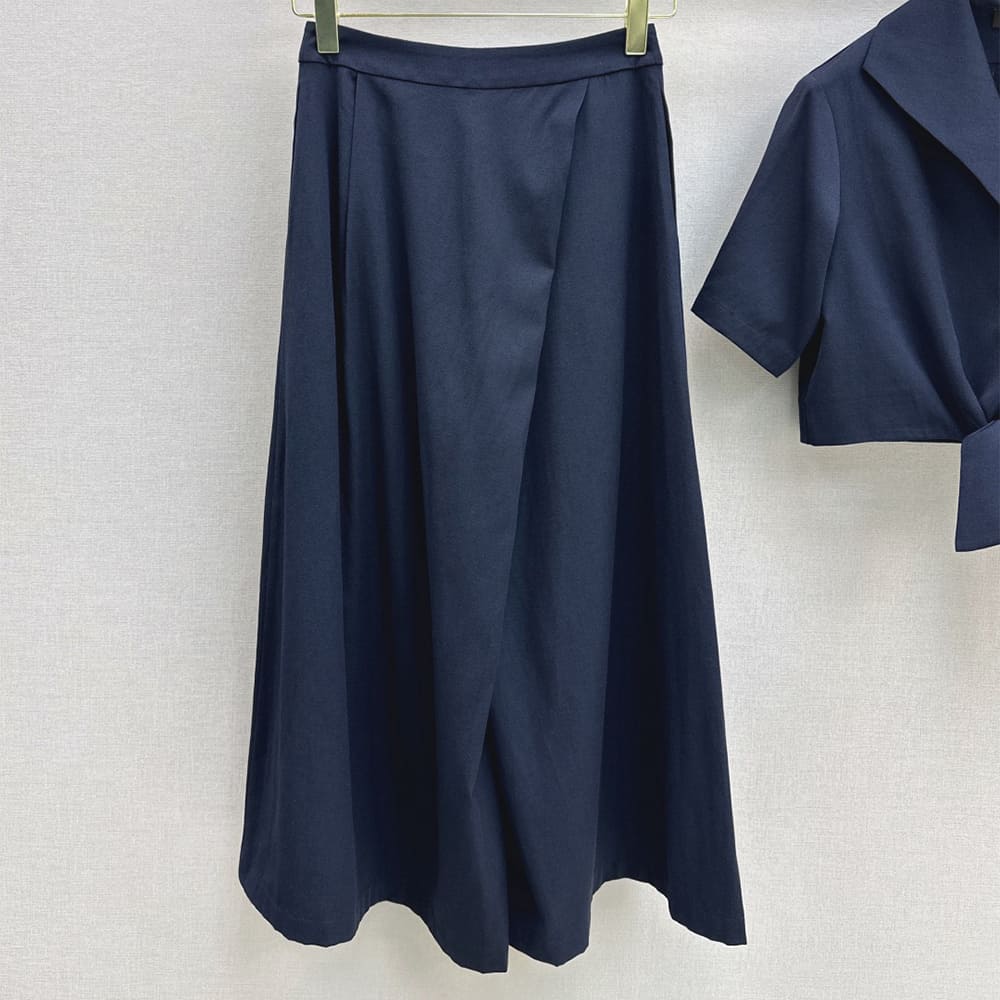 L0r0 P1ana WOMEN SUIT(size:S|M|L)