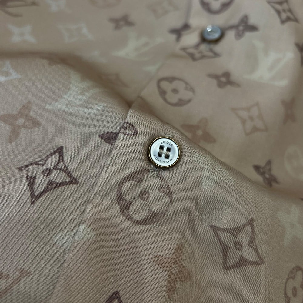 LV UNISEX SHIRT (size:S|M|L|XL)