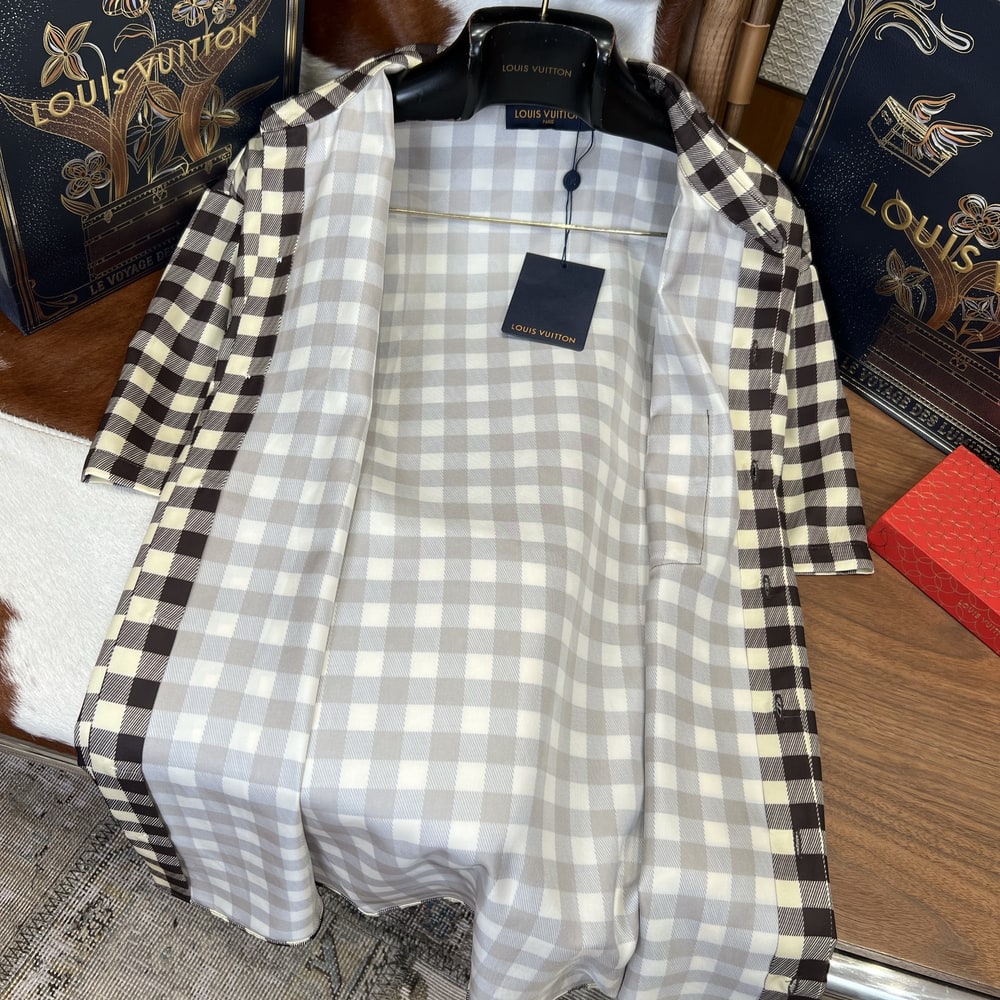 LV UNISEX SHIRT(size:S|M|L|XL)