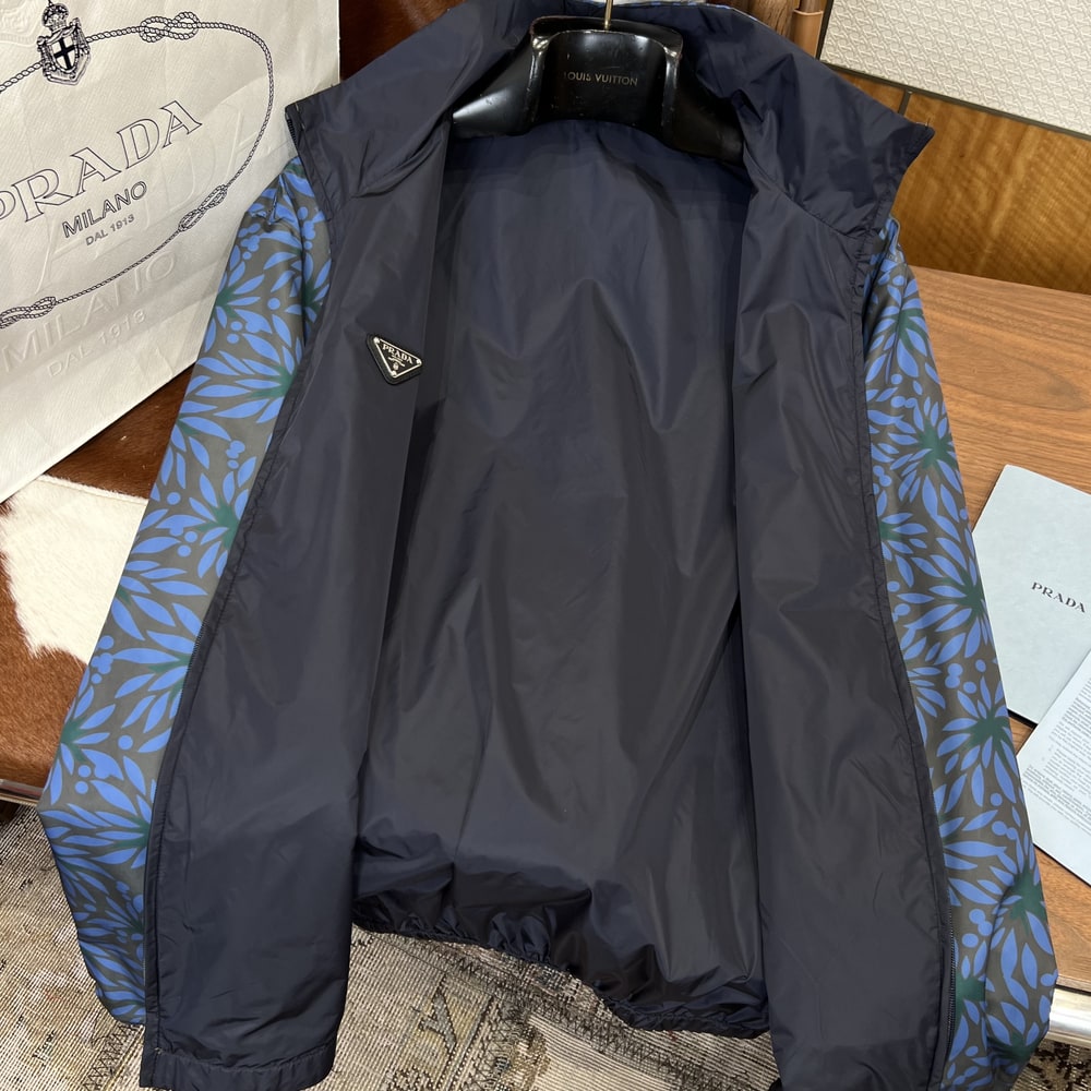 Pra*a UNISEX REVERSIBLE COAT(size:S|M|L|XL)