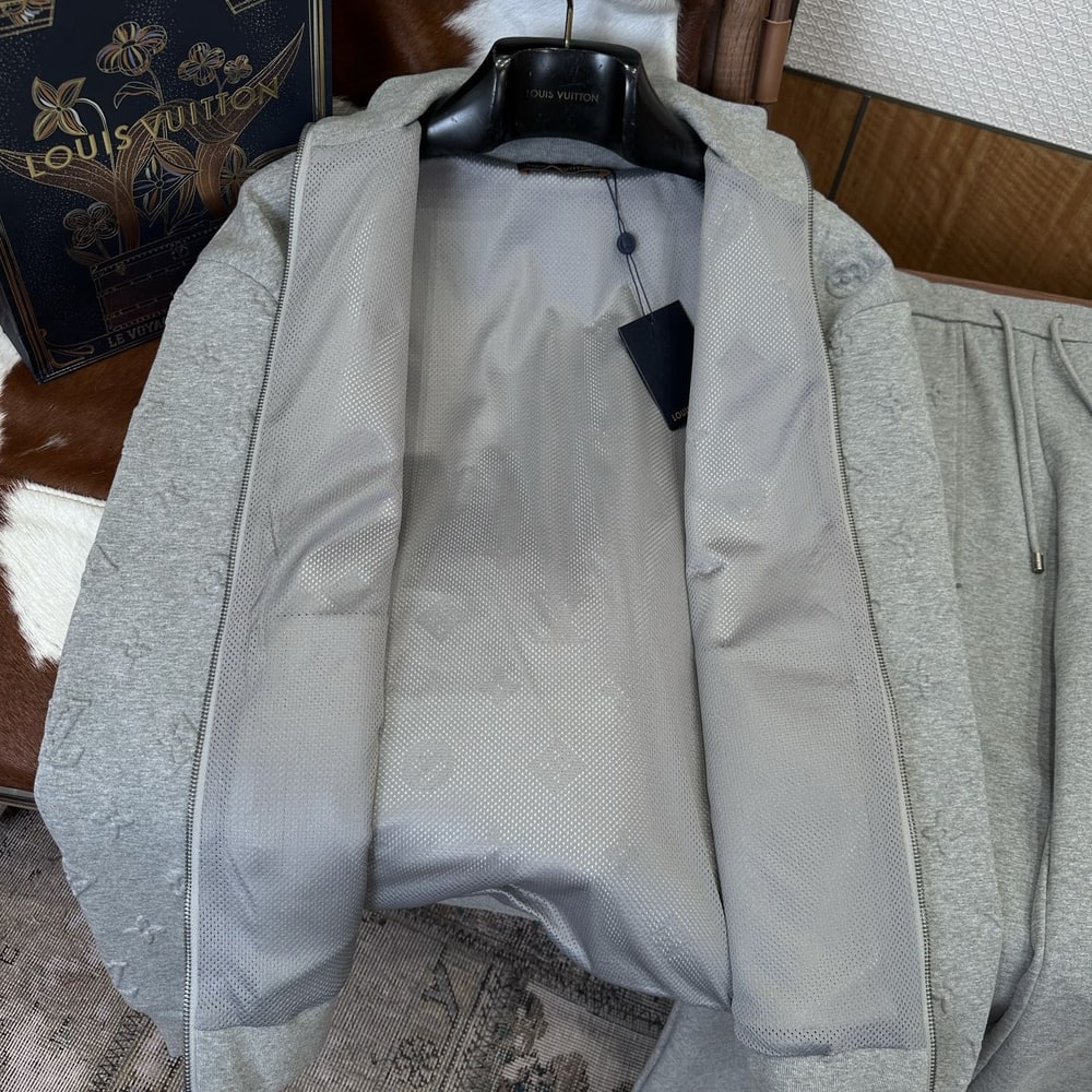 LV UNISEX SUIT(size:S|M|L|XL)