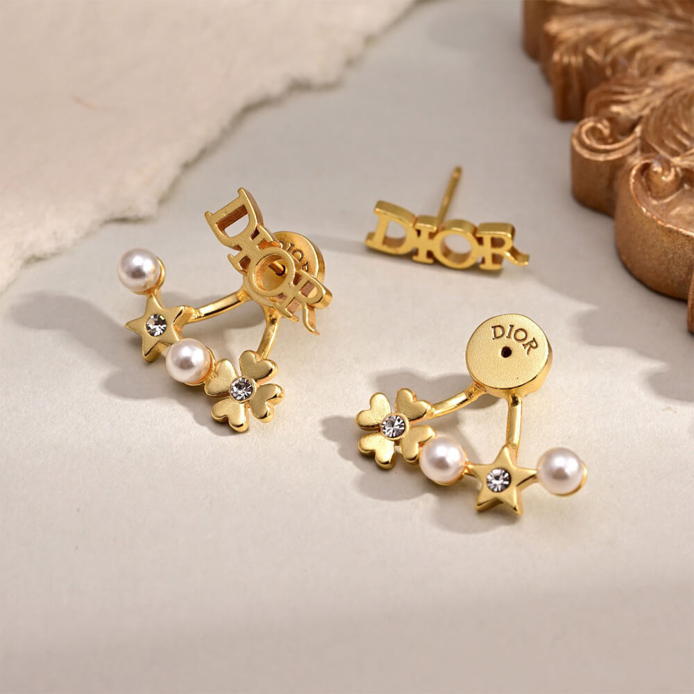 D10r PEARL EARRINGS