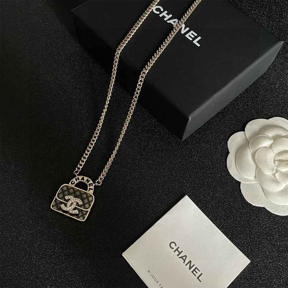 Ch**el Necklace
