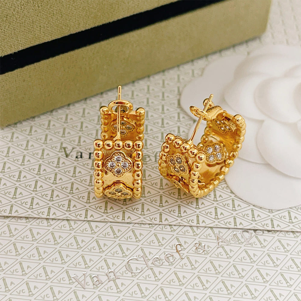 VCA Perl??e four-leaf clover hoop earrings