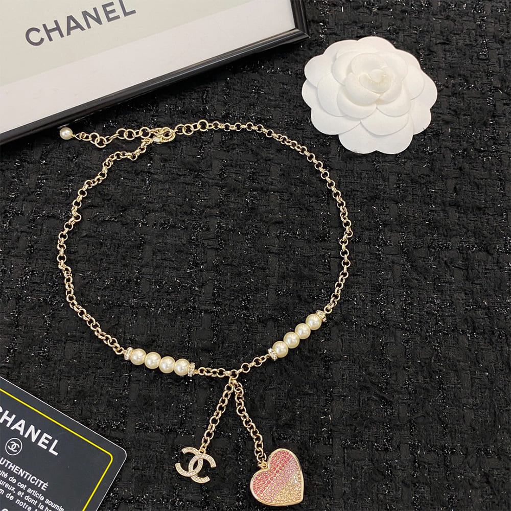 Ch**el necklace
