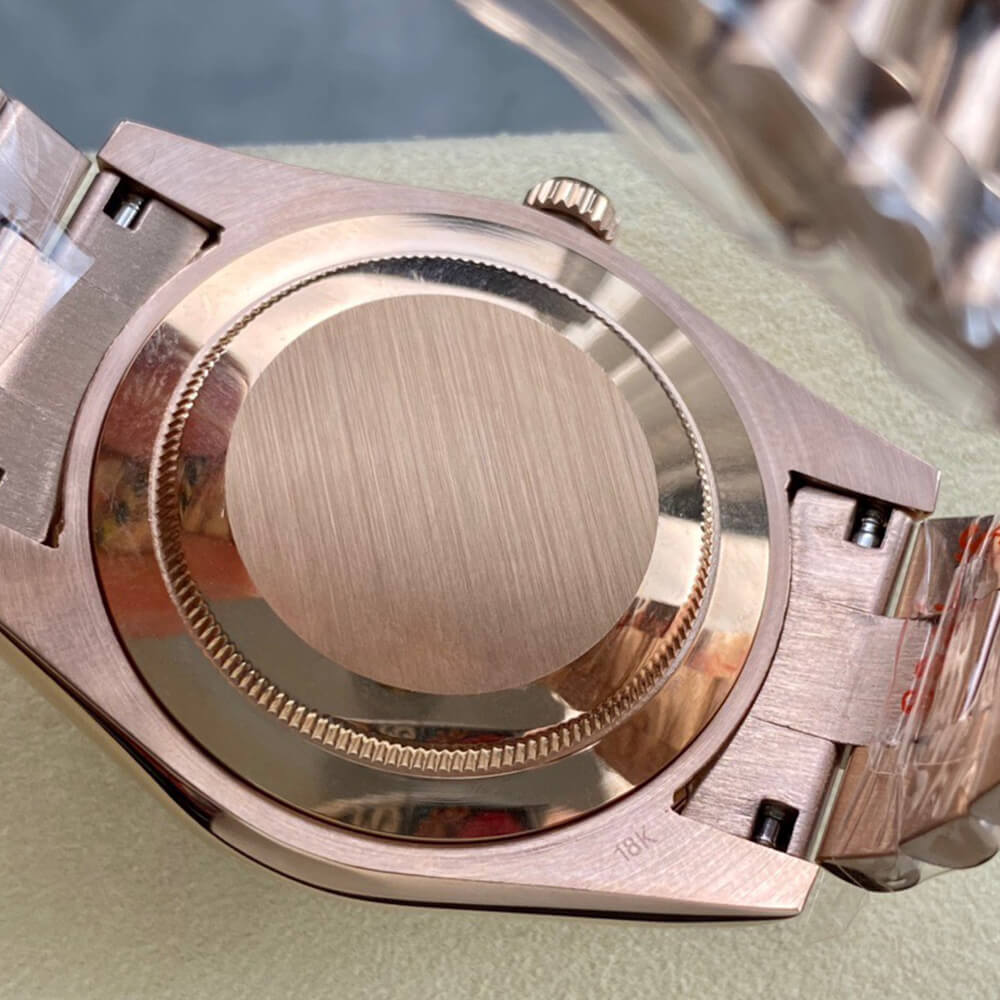 R01ex Day-Date 40