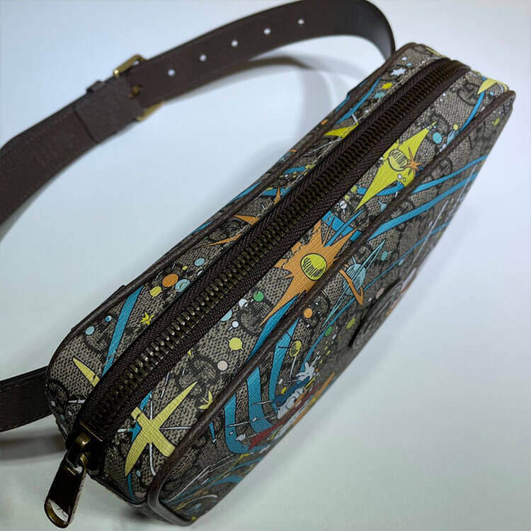 Disney x Gvc*1 Donald Duck Print Belt Bag