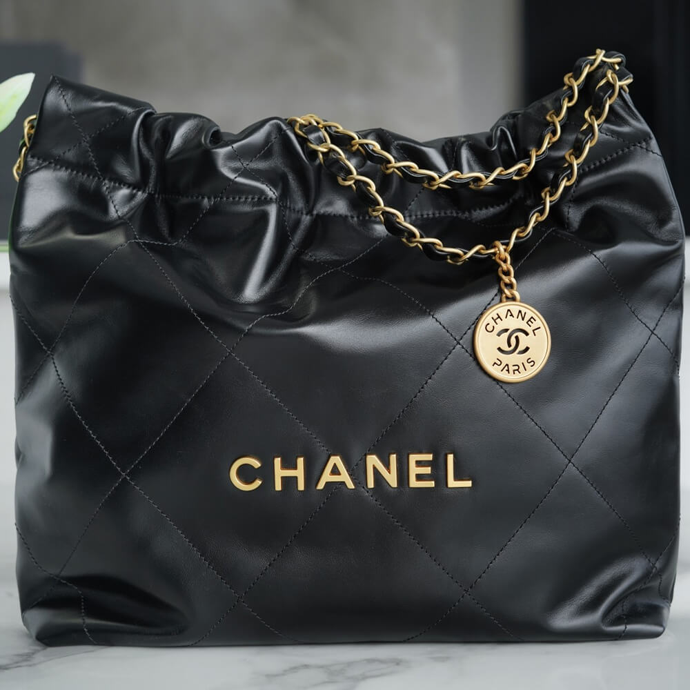 Ch**el 22 HANDBAG