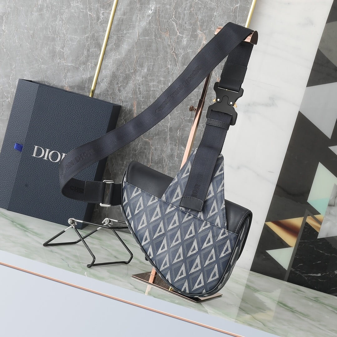 D10r Saddle Bag with Strap