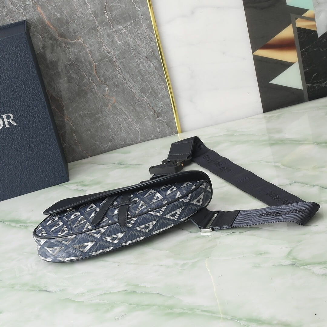 D10r Saddle Bag with Strap
