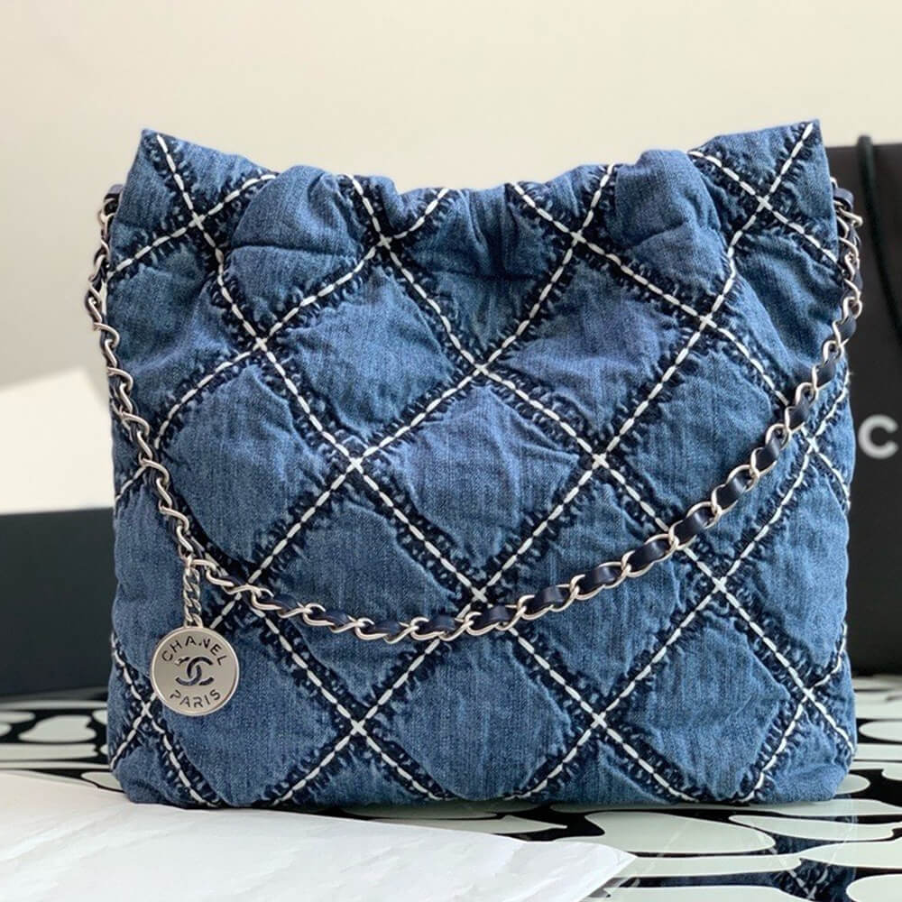 Ch**el 22 HANDBAG