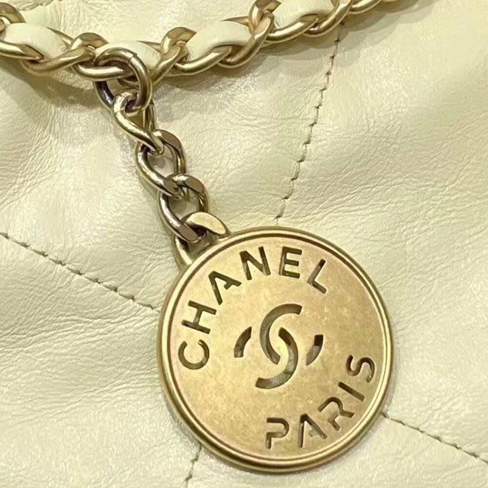 Ch**el 22 HANDBAG