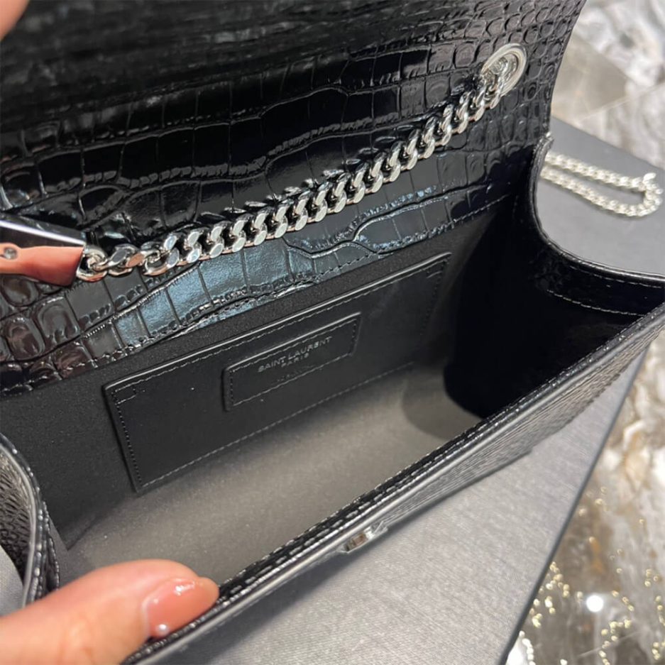 Y51 KATE EMBOSSED SHOULDER BAG