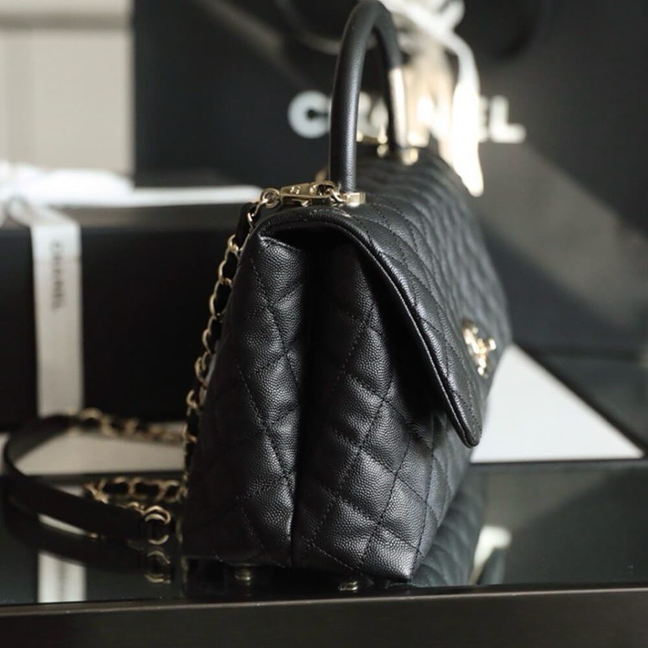 Ch**el LARGE FLAP BAG WITH TOP HANDLE(high-end grade)