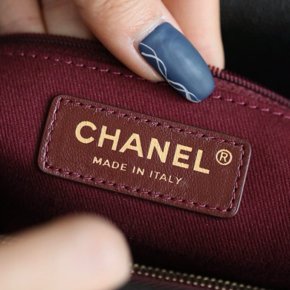 Ch**el LARGE FLAP BAG WITH TOP HANDLE(high-end grade)