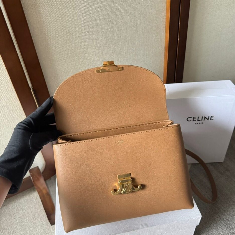 Ce1i*e Medium size NINO bag in soft cow leather