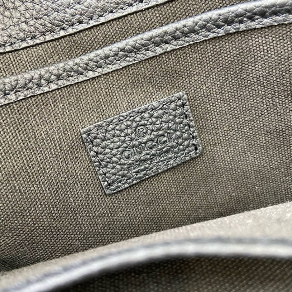 Gvc*1 SMALL TOTE BAG WITH HOOK CLOSURE