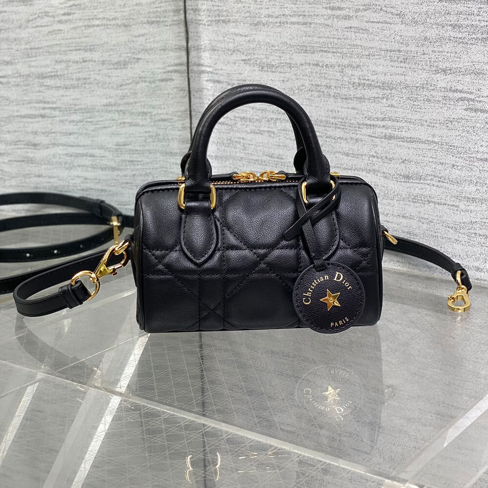 D10r Groove 16 Bag