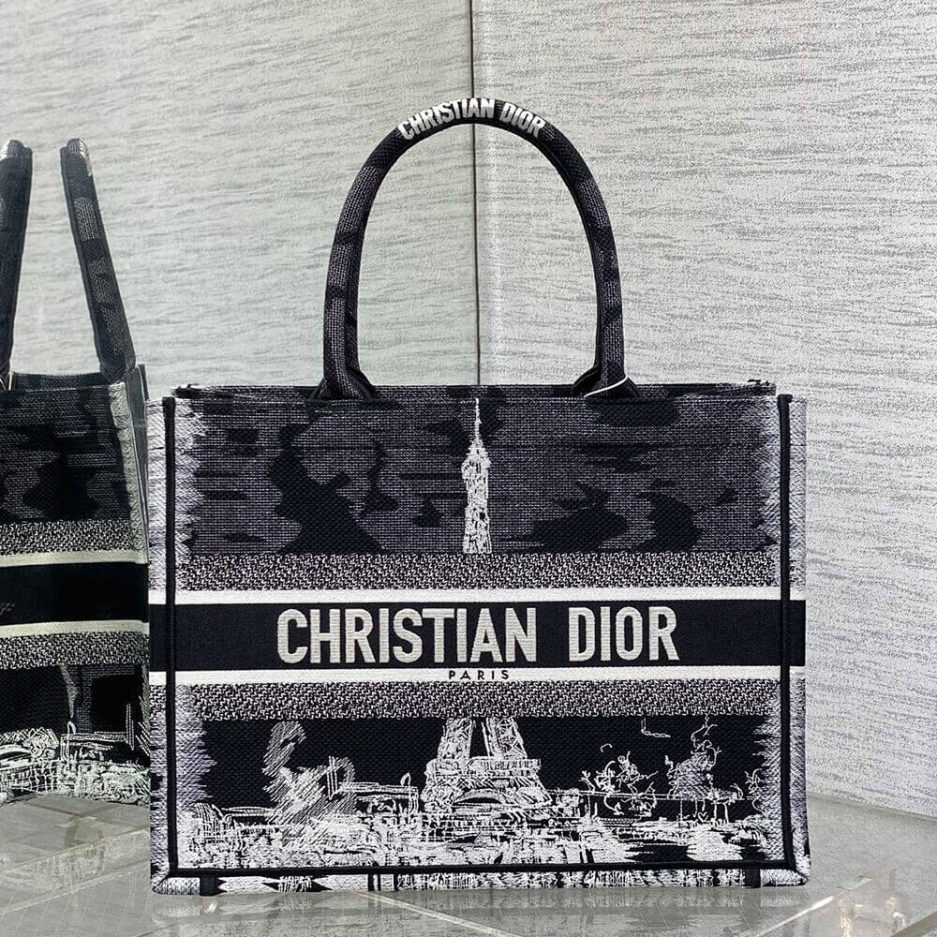 Medium D10r Book Tote