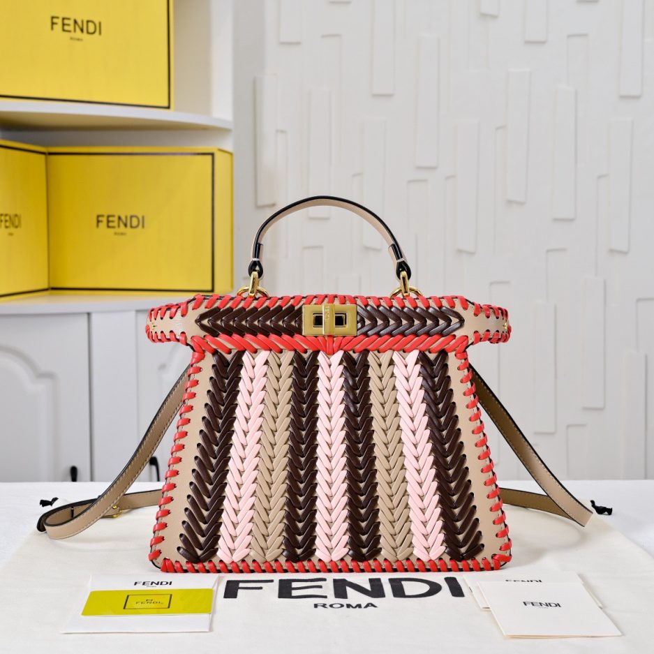 F**di Iconic Peekaboo ISeeU Large
